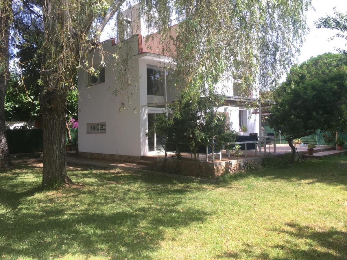 Casa Con Gran Jardin Cerca De La Playa - Baix Villa Tarragona Exteriör bild